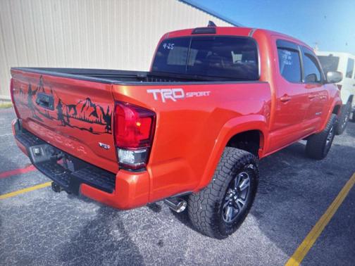 2017 Toyota Tacoma TRD Sport