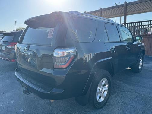 Midnight Black Metallic 2018 Toyota 4Runner SR5 Premium