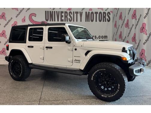 Bright White Clearcoat 2018 Jeep Wrangler Sahara