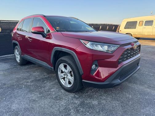 2019 Toyota RAV4 XLE