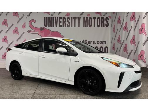 2021 Toyota Prius XLE
