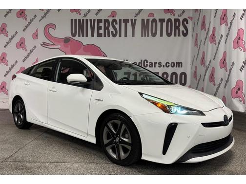 2021 Toyota Prius XLE