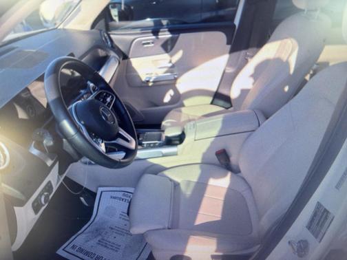 Polar White 2022 Mercedes-Benz GLB 250 Base