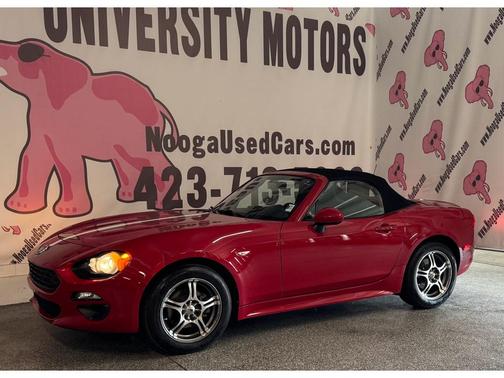 Hypnotique Red 2019 FIAT 124 Spider Base