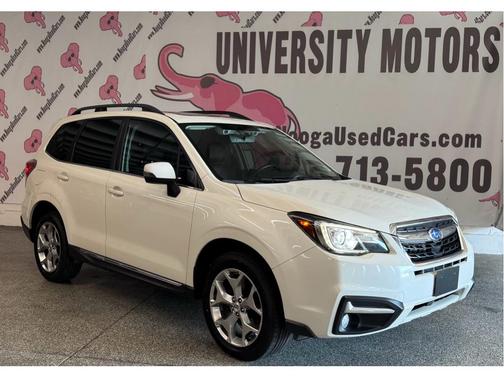 Crystal White Pearl 2017 Subaru Forester 2.5i Touring