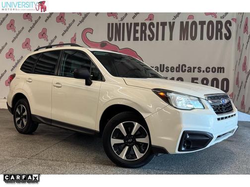 Crystal White Pearl 2017 Subaru Forester 2.5i