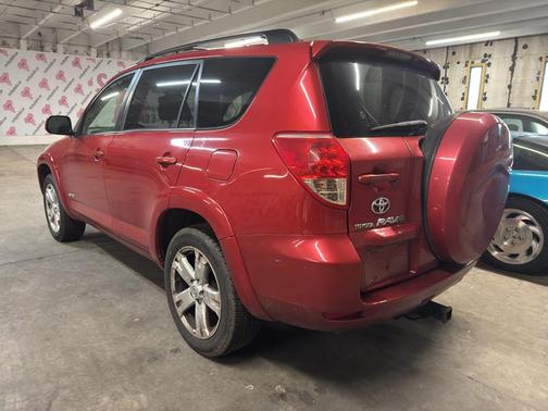 2007 Toyota RAV4 Sport