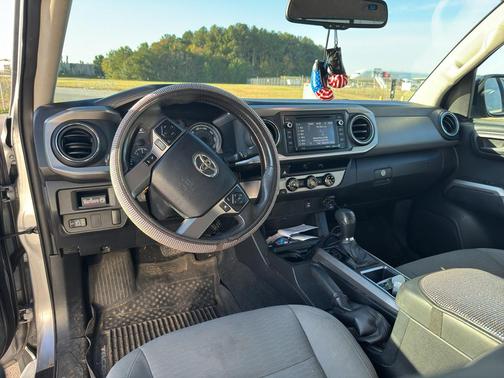 2016 Toyota Tacoma SR5