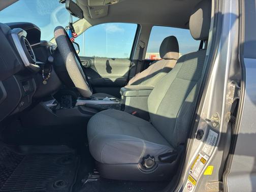 2016 Toyota Tacoma SR5