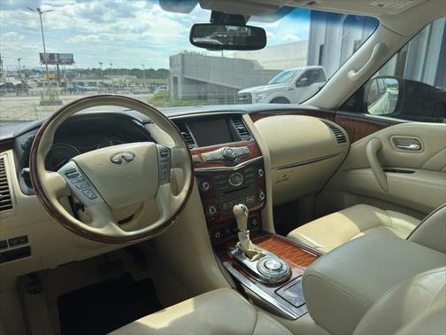 2016 INFINITI QX80 Base