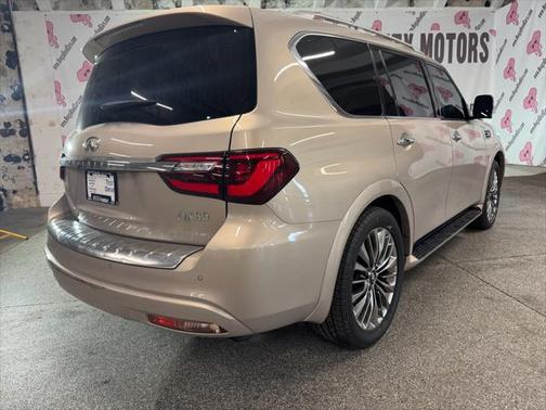 2019 INFINITI QX80 Luxe