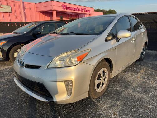 Classic Silver Metallic 2013 Toyota Prius Three SE