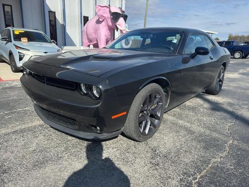 2020 Dodge Challenger SXT