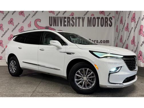 2022 Buick Enclave Essence