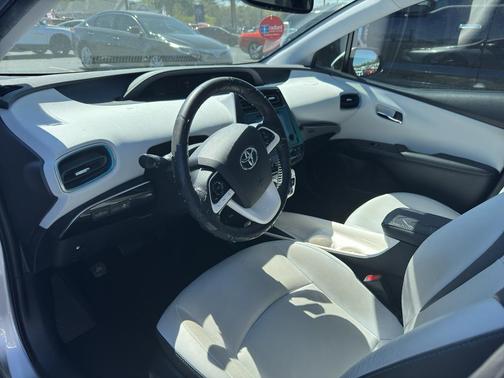 2016 Toyota Prius Four