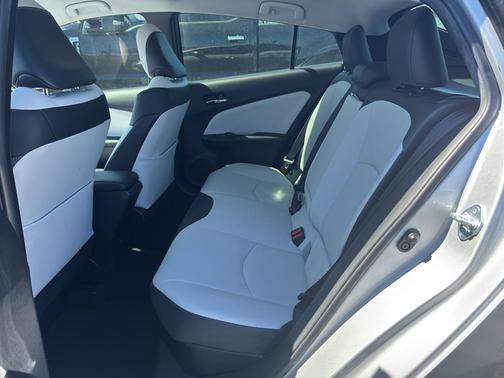 2016 Toyota Prius Four