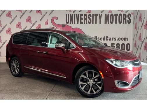 Velvet Red Pearlcoat 2017 Chrysler Pacifica Limited