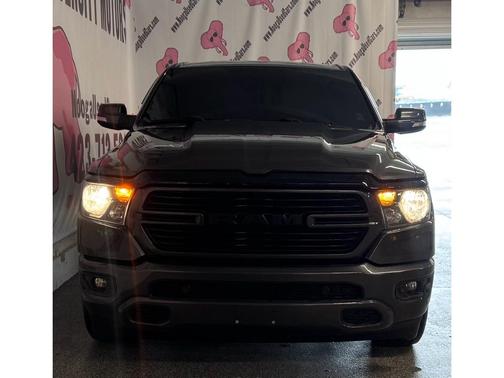 Granite Crystal Metallic Clearcoat 2020 RAM 1500 Big Horn/Lone Star
