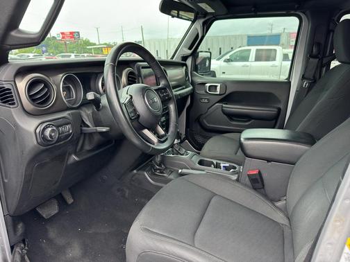 Billet Silver Metallic Clearcoat 2018 Jeep Wrangler Sport S