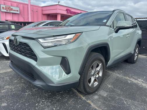 2023 Toyota RAV4 XLE