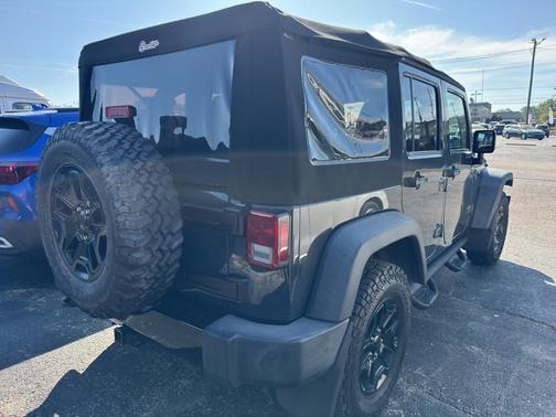 2017 Jeep Wrangler Willys Wheeler