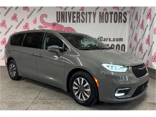 2022 Chrysler Pacifica Hybrid Touring L