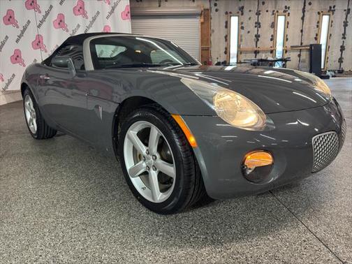 2009 Pontiac Solstice Base