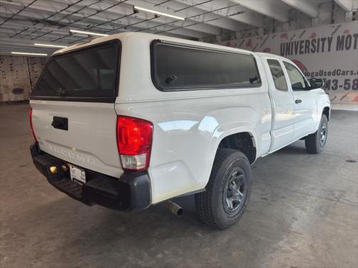2017 Toyota Tacoma SR