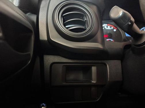 2017 Toyota Tacoma SR