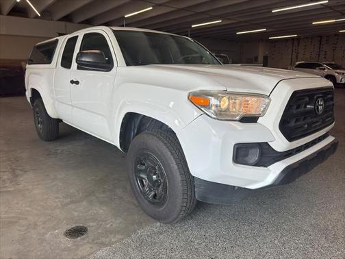 2017 Toyota Tacoma SR