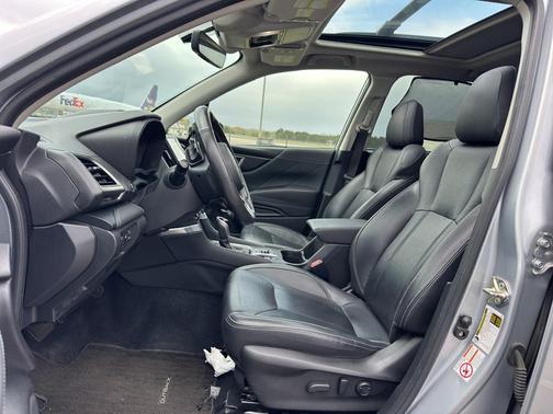 Ice Silver Metallic 2020 Subaru Forester Touring