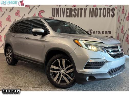 Lunar Silver Metallic 2017 Honda Pilot Touring