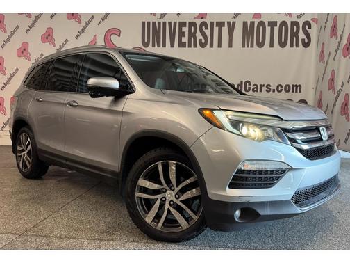 Lunar Silver Metallic 2017 Honda Pilot Touring