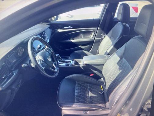 2019 Buick Regal Sportback Avenir