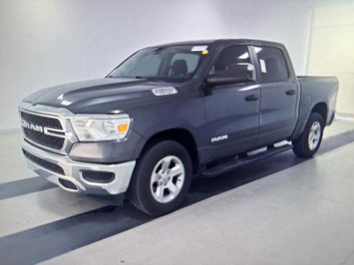 Granite Crystal Metallic Clearcoat 2019 RAM 1500 Tradesman