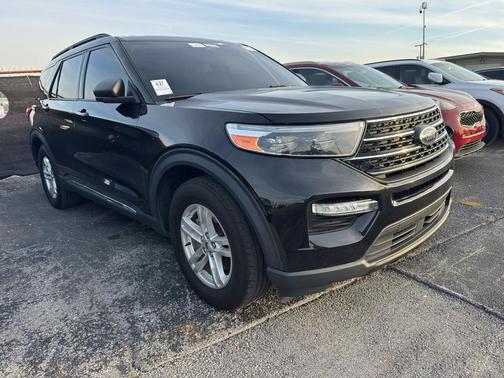 Agate Black Metallic 2023 Ford Explorer XLT