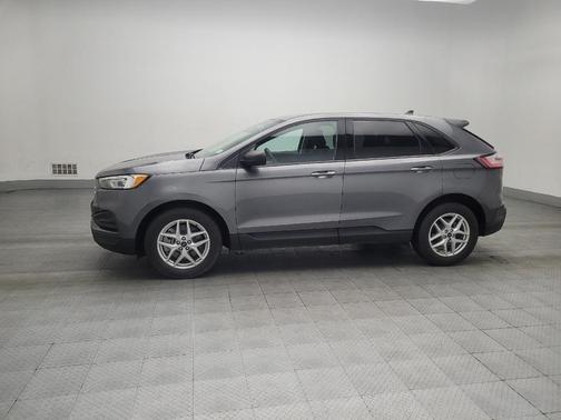 2021 Ford Edge SE