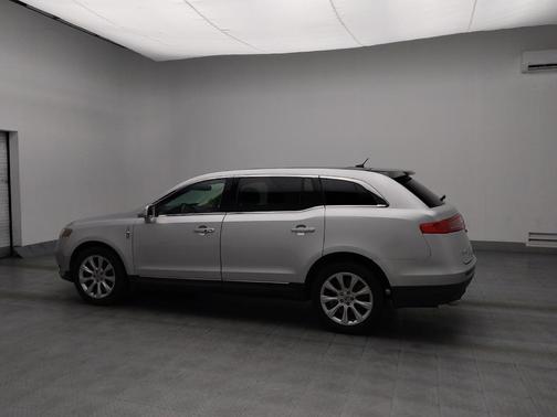 2013 Lincoln MKT 