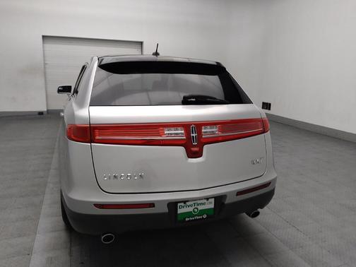 2013 Lincoln MKT 