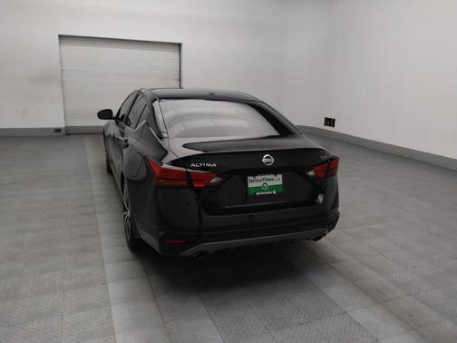 2020 Nissan Altima SR FWD