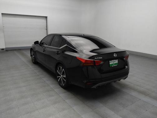 2020 Nissan Altima SR FWD