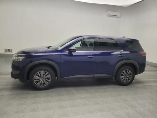2022 Nissan Pathfinder S 4WD