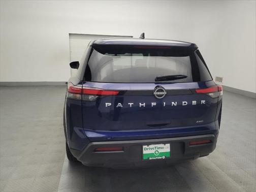 2022 Nissan Pathfinder S 4WD