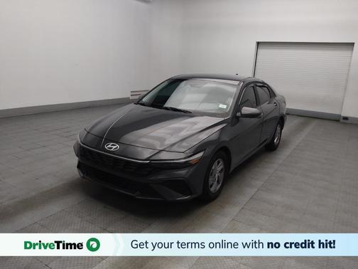 2024 Hyundai ELANTRA SE