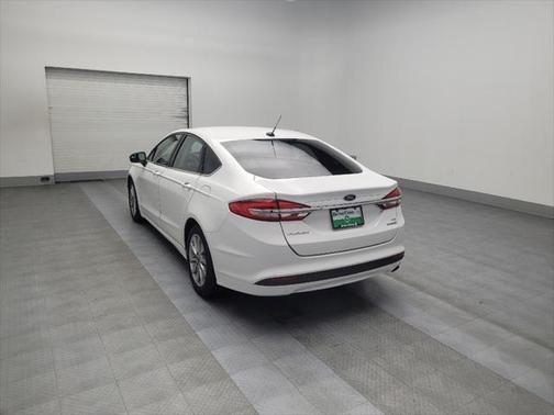 2017 Ford Fusion Hybrid SE