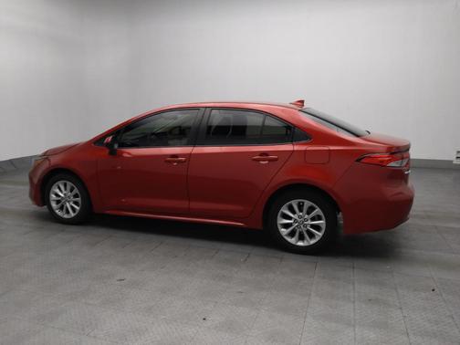 Barcelona Red Metallic 2021 Toyota Corolla LE