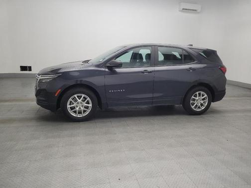 Iron Gray Metallic 2022 Chevrolet Equinox LS