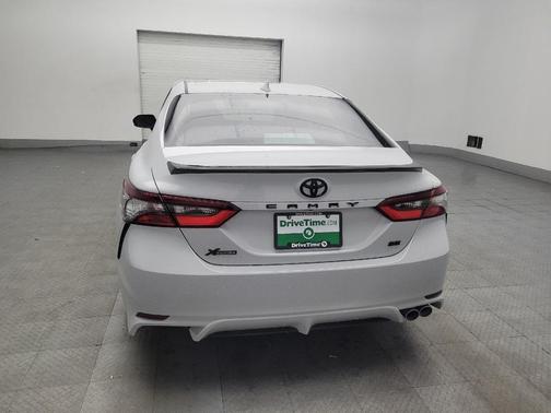 Ice Edge 2023 Toyota Camry SE