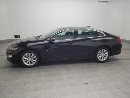 Mosaic Black Metallic 2024 Chevrolet Malibu FWD 1LT