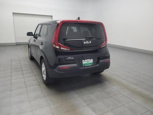 Cherry Black 2022 Kia Soul LX